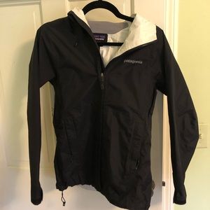 Ladies Patagonia Torrent Shell